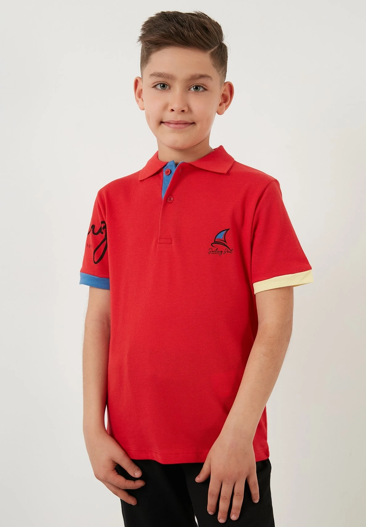 LELA Regular Fit - Shorts - Red - Imagen 6