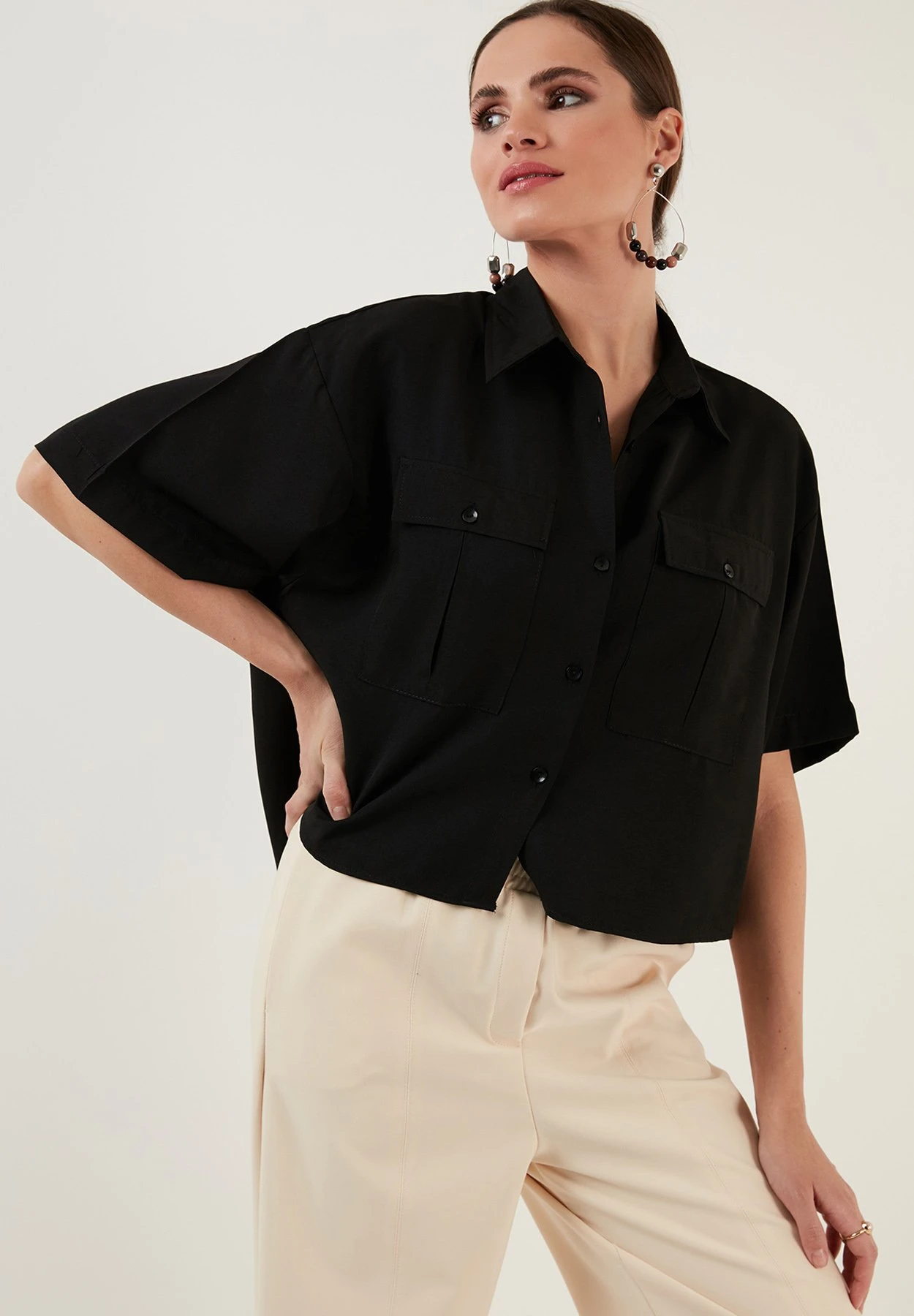 LELA Loose Fit - Camisa - Black - Imagen 3