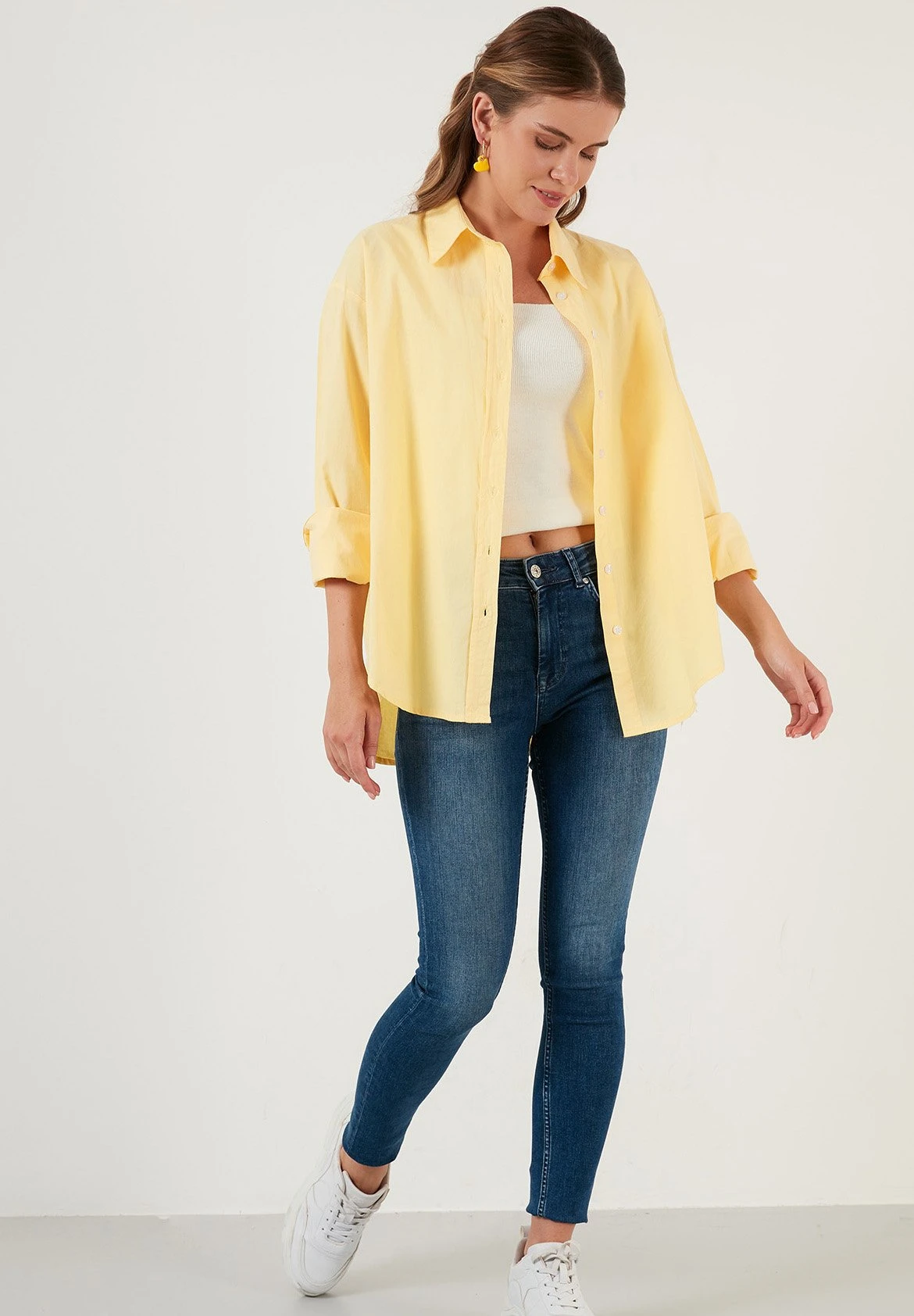 LELA Loose Fit - Camisa - Yellow - Imagen 2