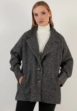 LELA Loose Fit - Abrigo Corto - Black