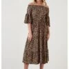 LELA Slim Fit - Vestido Informal - Leopard