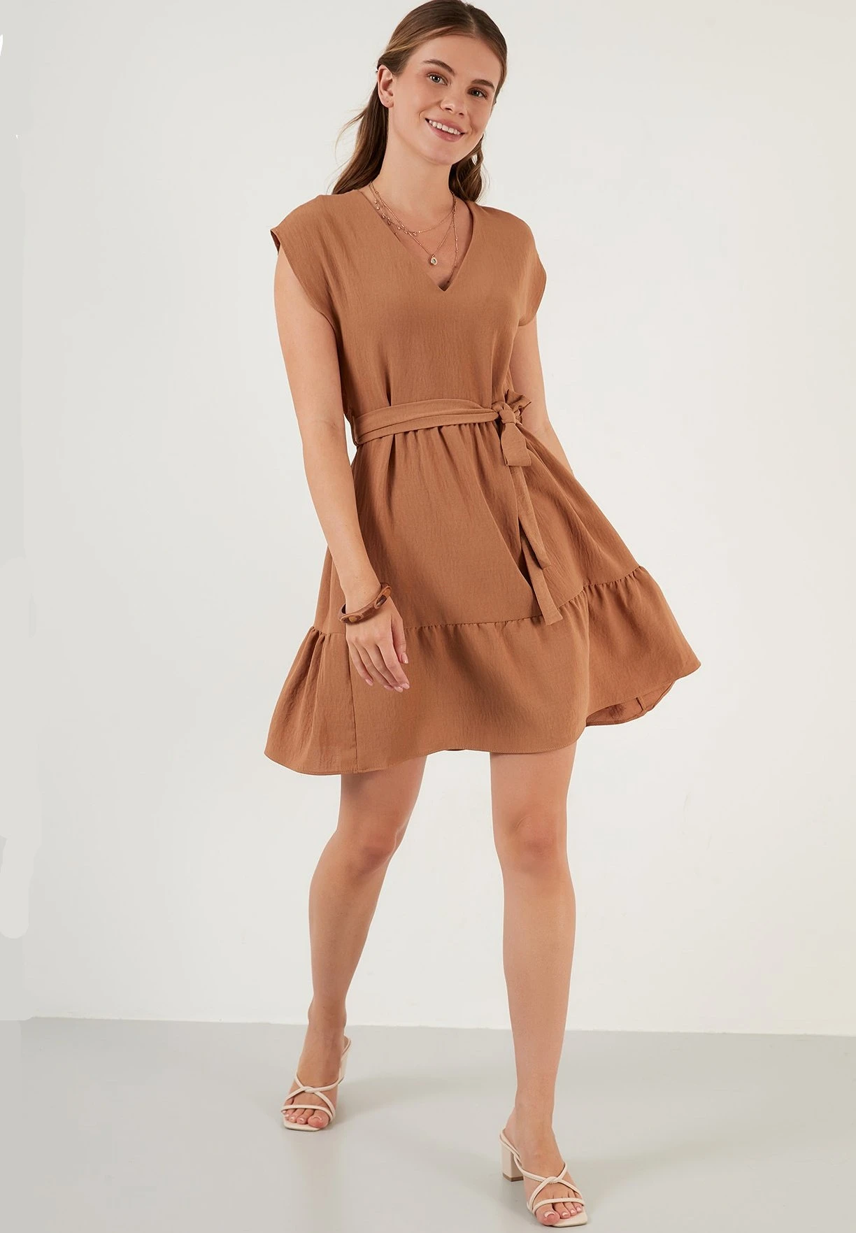 LELA Regular Fit - Vestido Informal - Snuff Colored - Imagen 2
