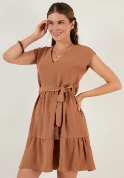LELA Regular Fit - Vestido Informal - Snuff Colored