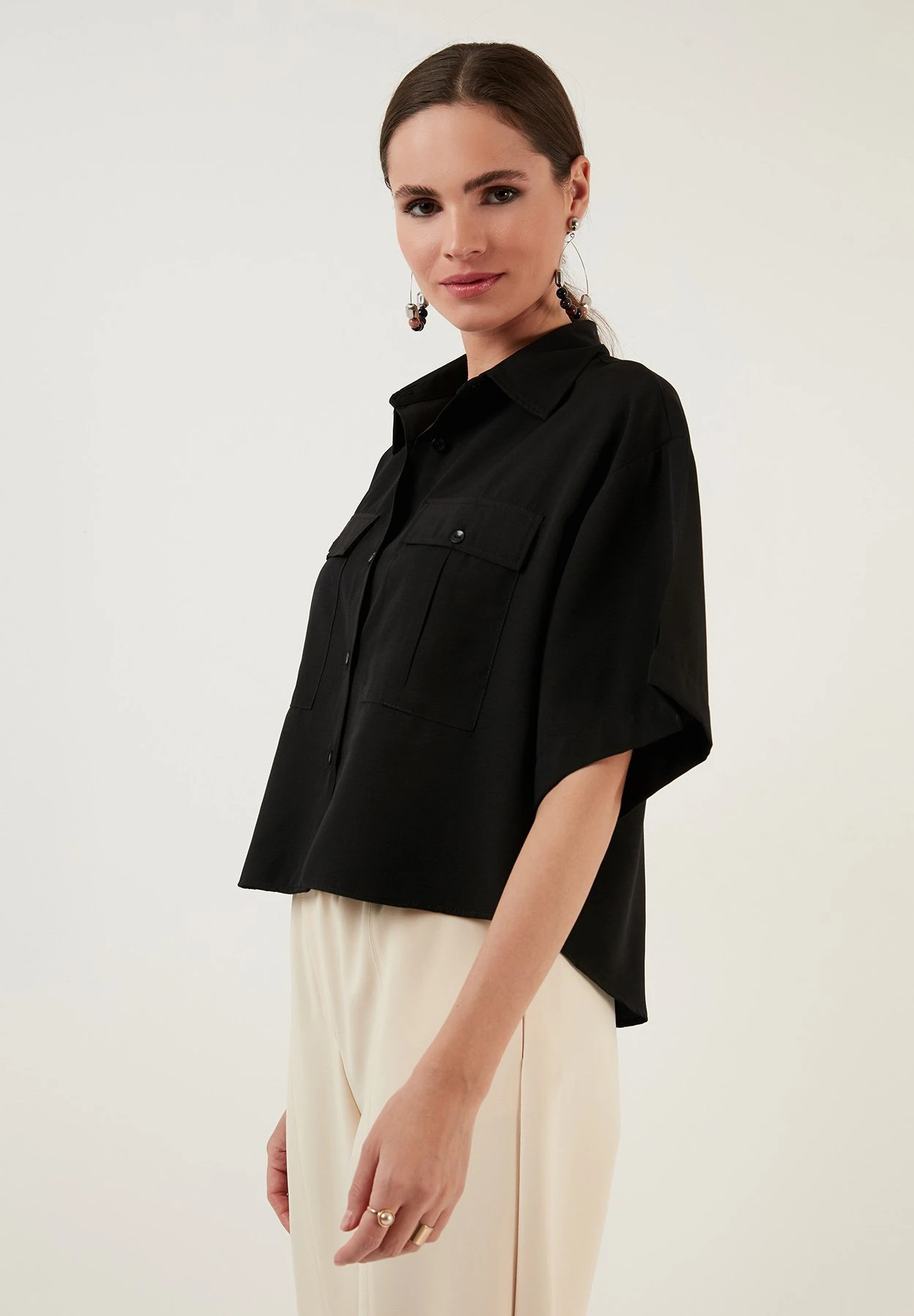 LELA Loose Fit - Camisa - Black - Imagen 4