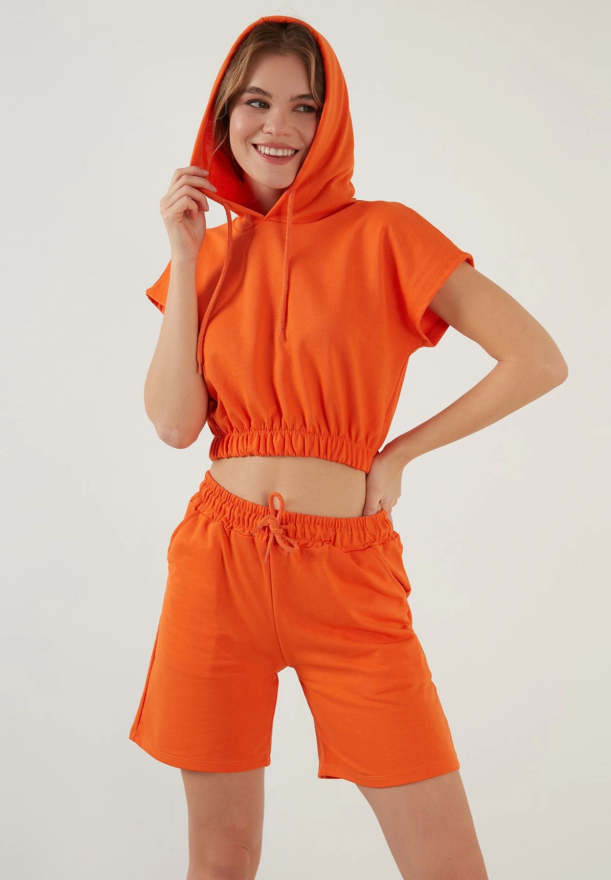LELA Two Piece Set - Regular Fit - Shorts - Orange Color