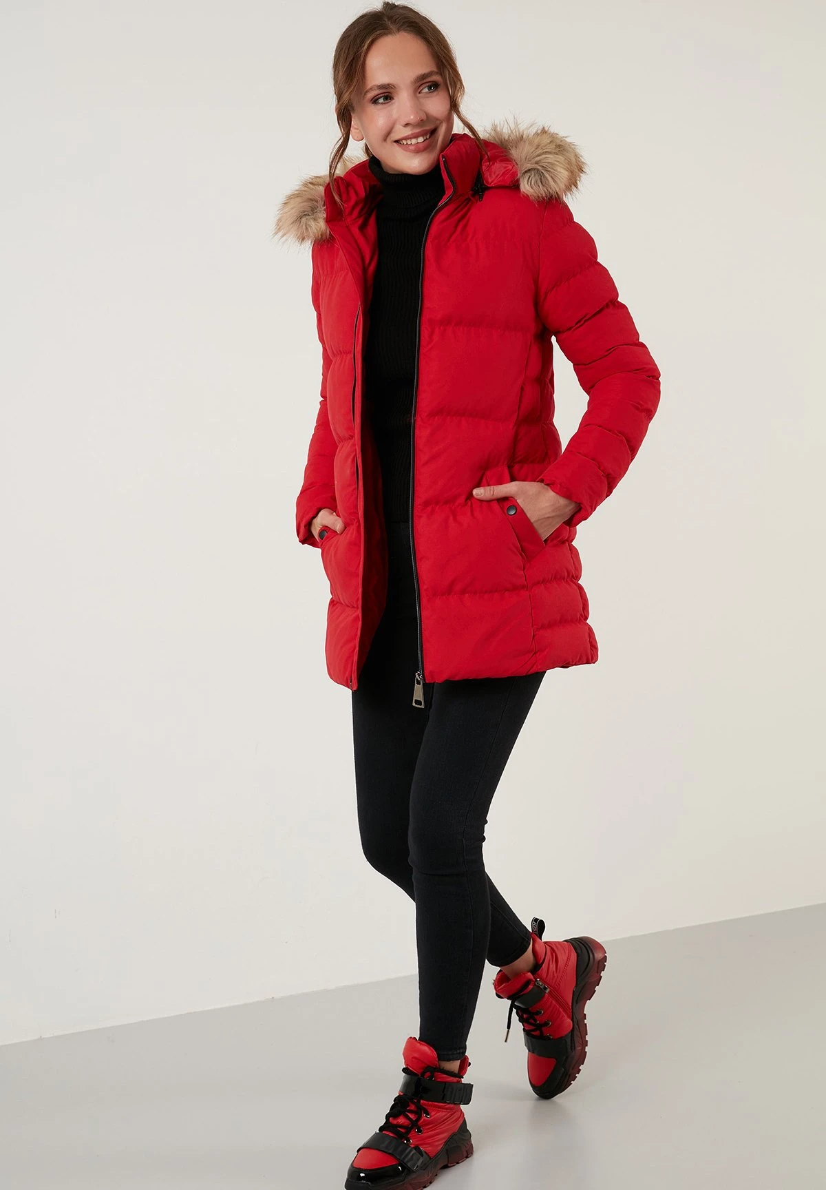 LELA Slim Fit - Chaqueta De Invierno - Red - Imagen 2