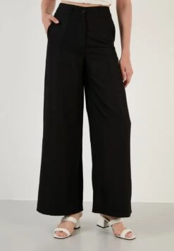 LELA Regular Fit - Pantalones - Black