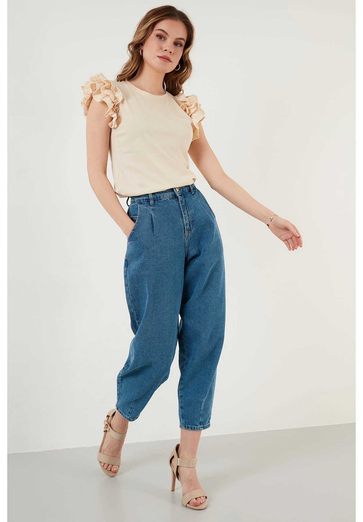 LELA Camiseta Estampada - Stone Colored - Imagen 2