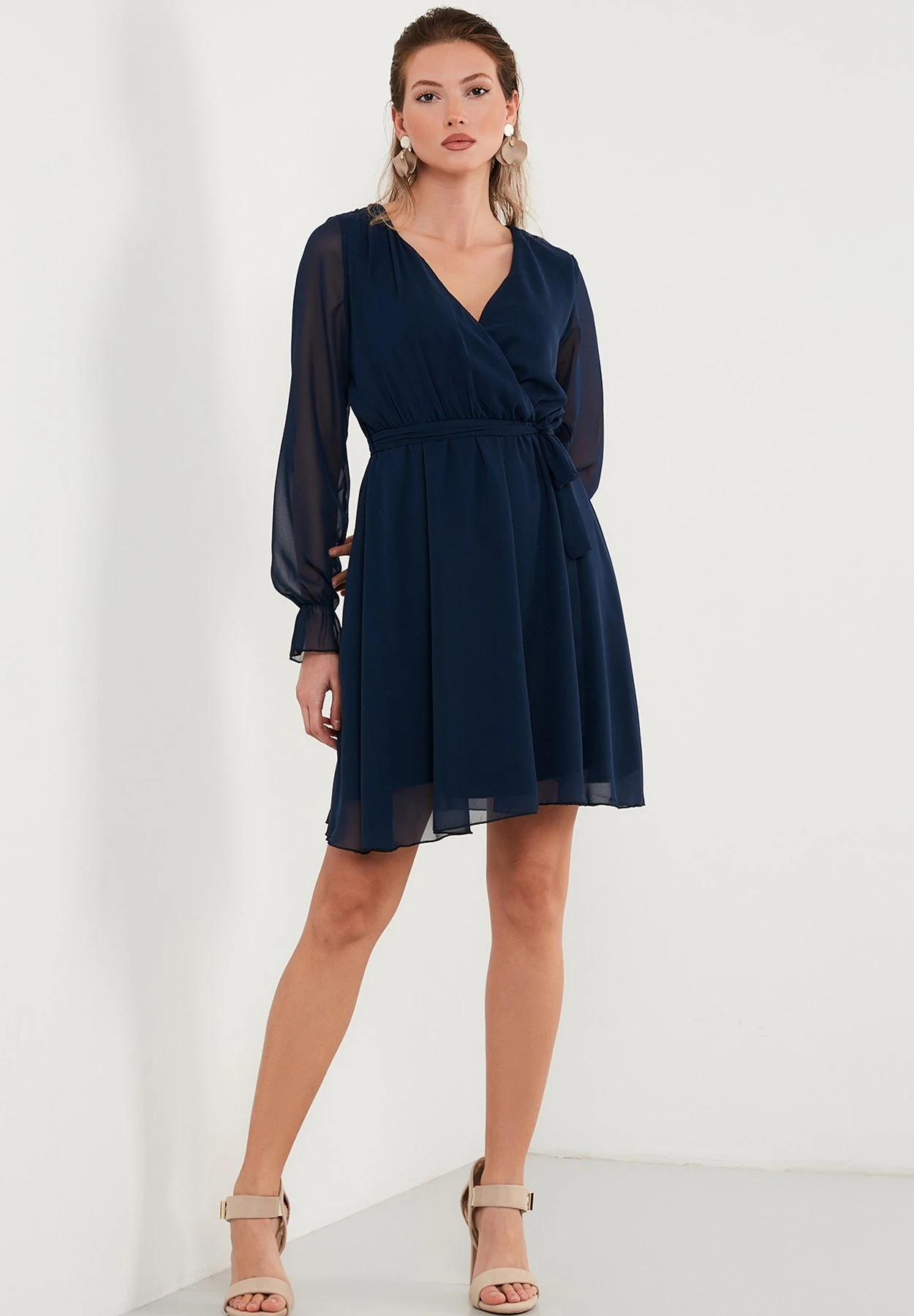 LELA Mini- Vestido Informal - Navy Blue - Imagen 4