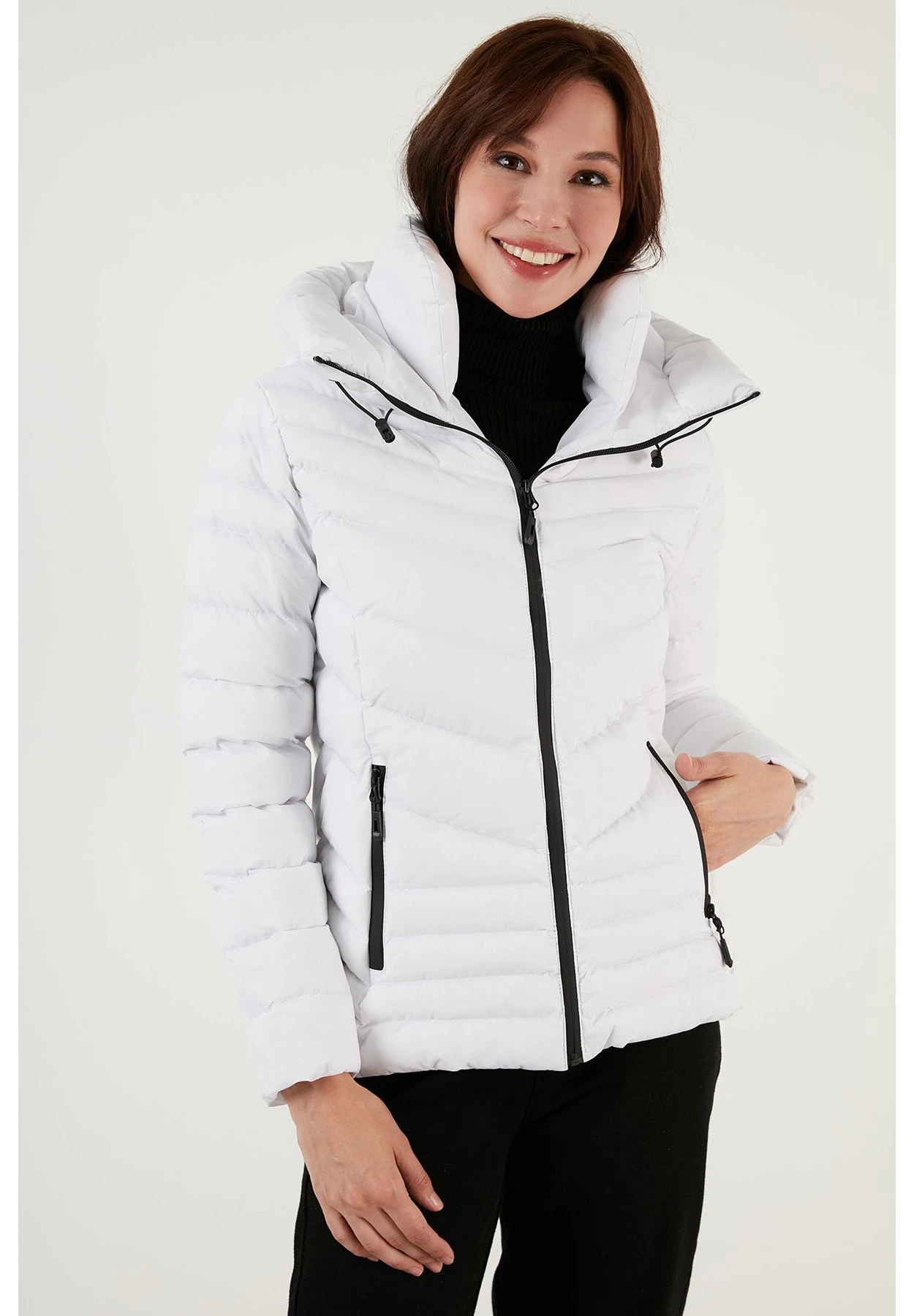 LELA Slim Fit - Chaqueta De Invierno - White