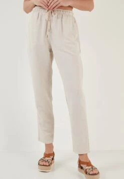 LELA Regular Fit - Pantalones - Beige