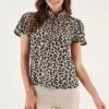 LELA Regular Fit - Blusa - Leopard