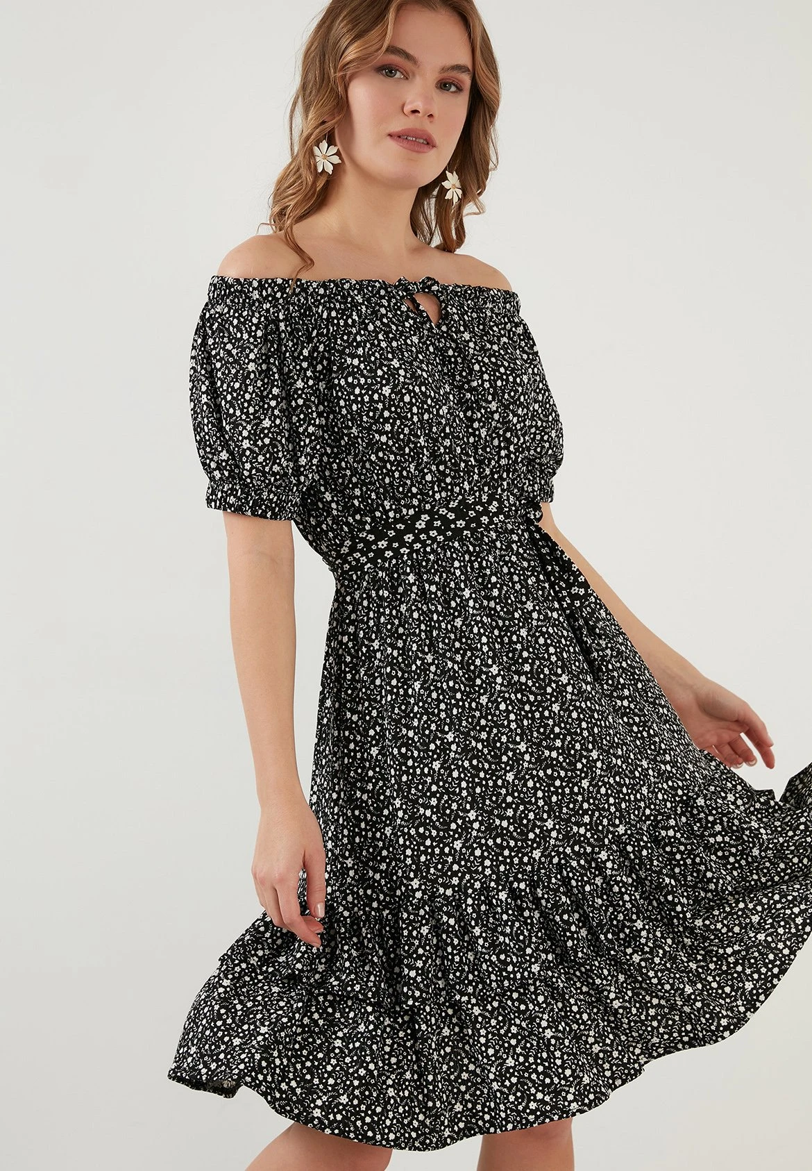 LELA Regular Fit - Vestido Informal - Black - Imagen 2