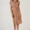 LELA Regular Fit - Vestido Camisero - Mink Color