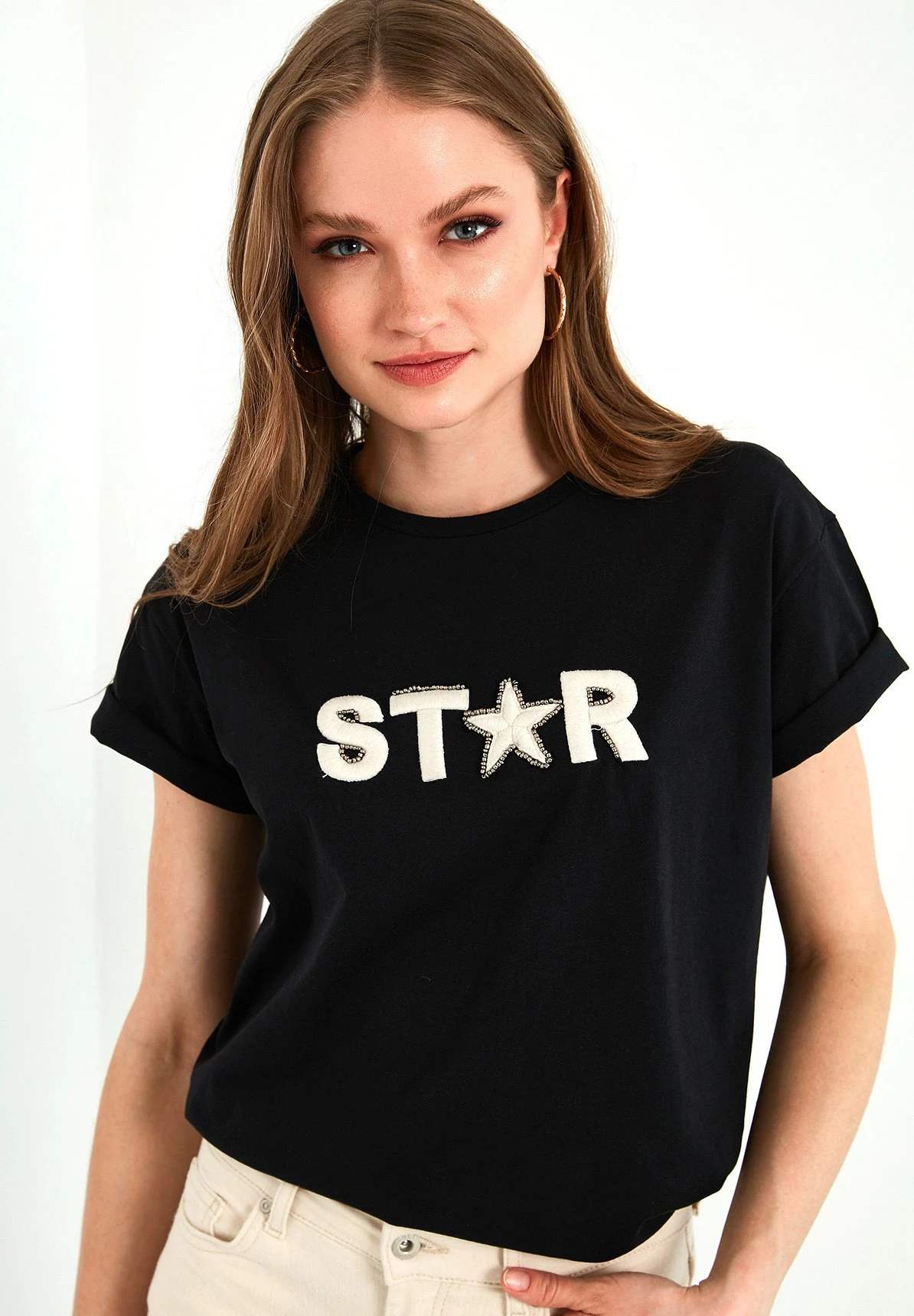 LELA Camiseta Estampada - Black