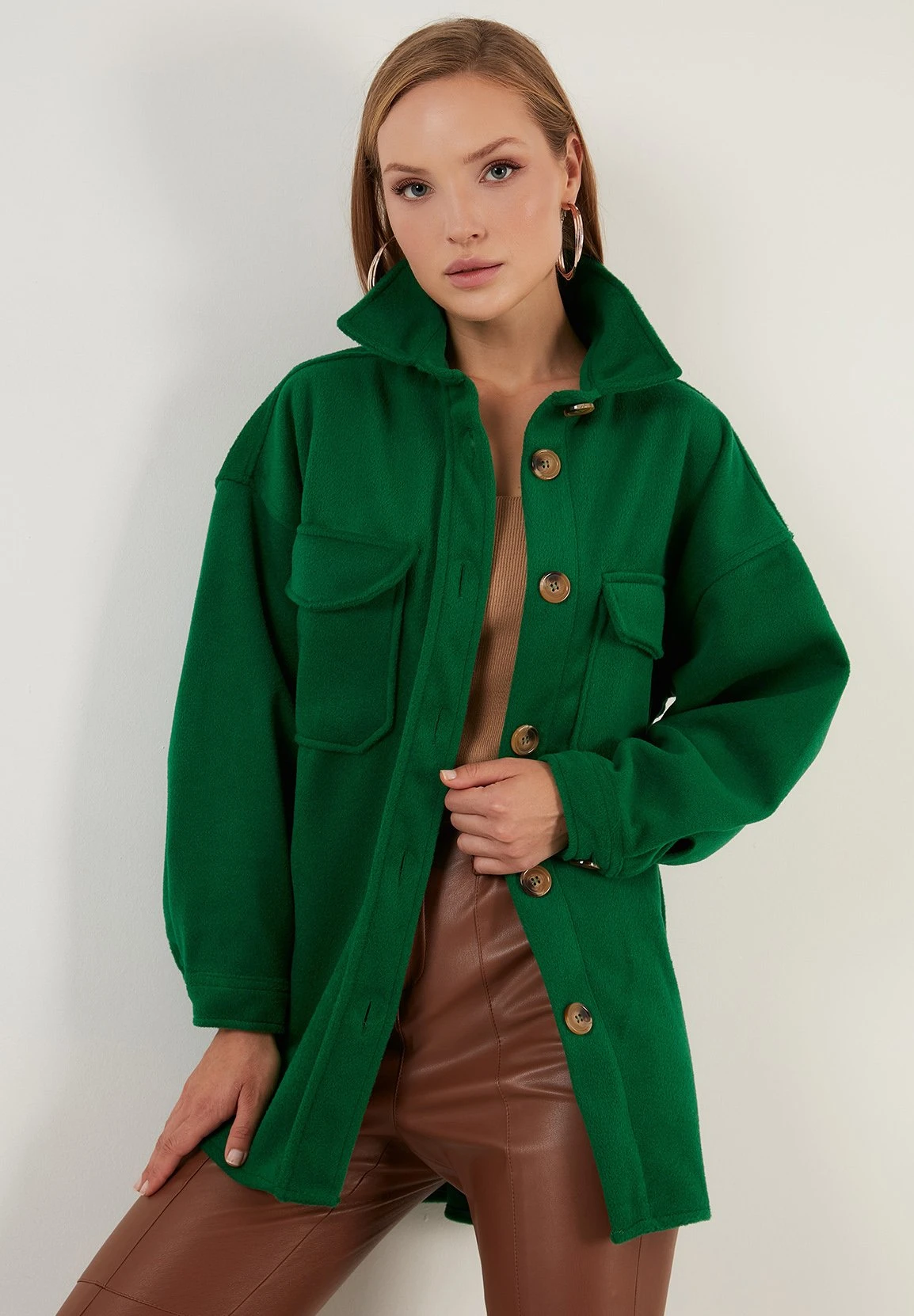 LELA Loose Fit - Chaqueta Fina - Benetton Color - Imagen 4