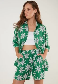 LELA Two Piece Set - Regular Fit - Shorts - Green