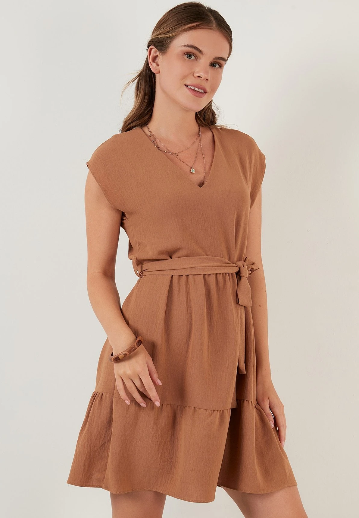LELA Regular Fit - Vestido Informal - Snuff Colored - Imagen 4