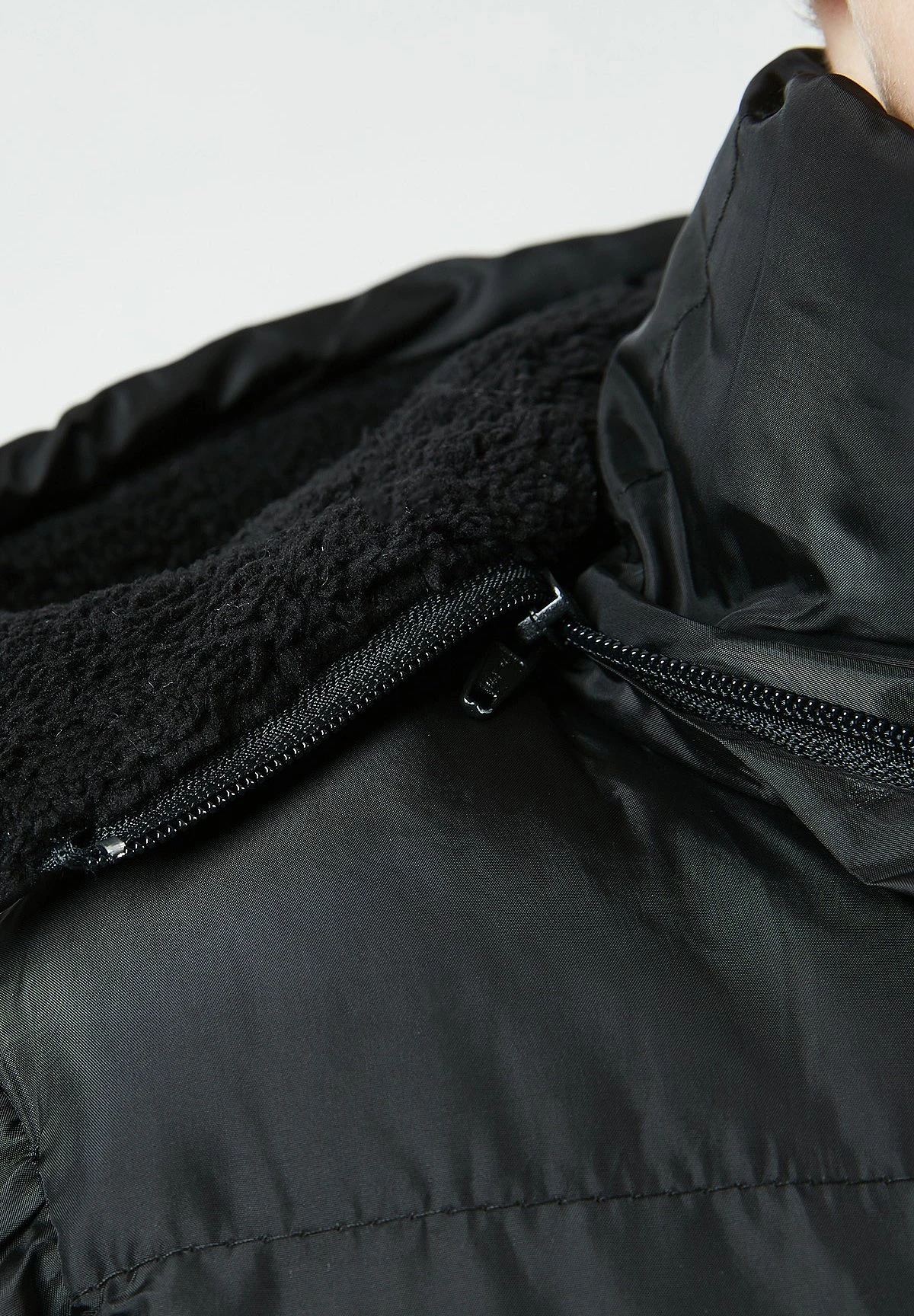 LELA Removable Hooded Inflatable - Abrigo De Invierno - Black-Stone Color-Bordeaux - Imagen 4