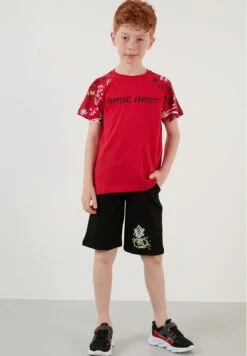 LELA Regular Fit T-Shirt And Shorts - Chándal - Red/Black/White