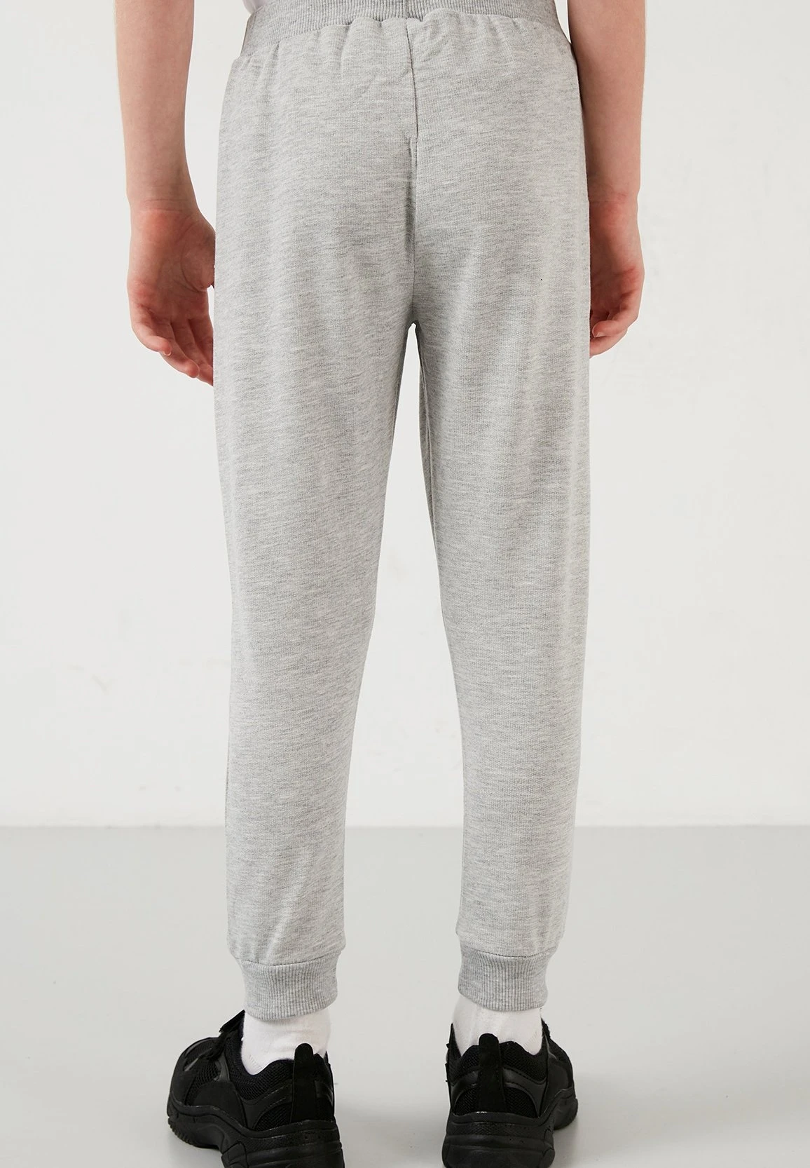 LELA Regular Fit - Chándal - Black Grey - Imagen 3