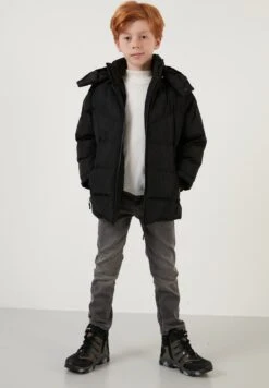 LELA Abrigo De Invierno - Black