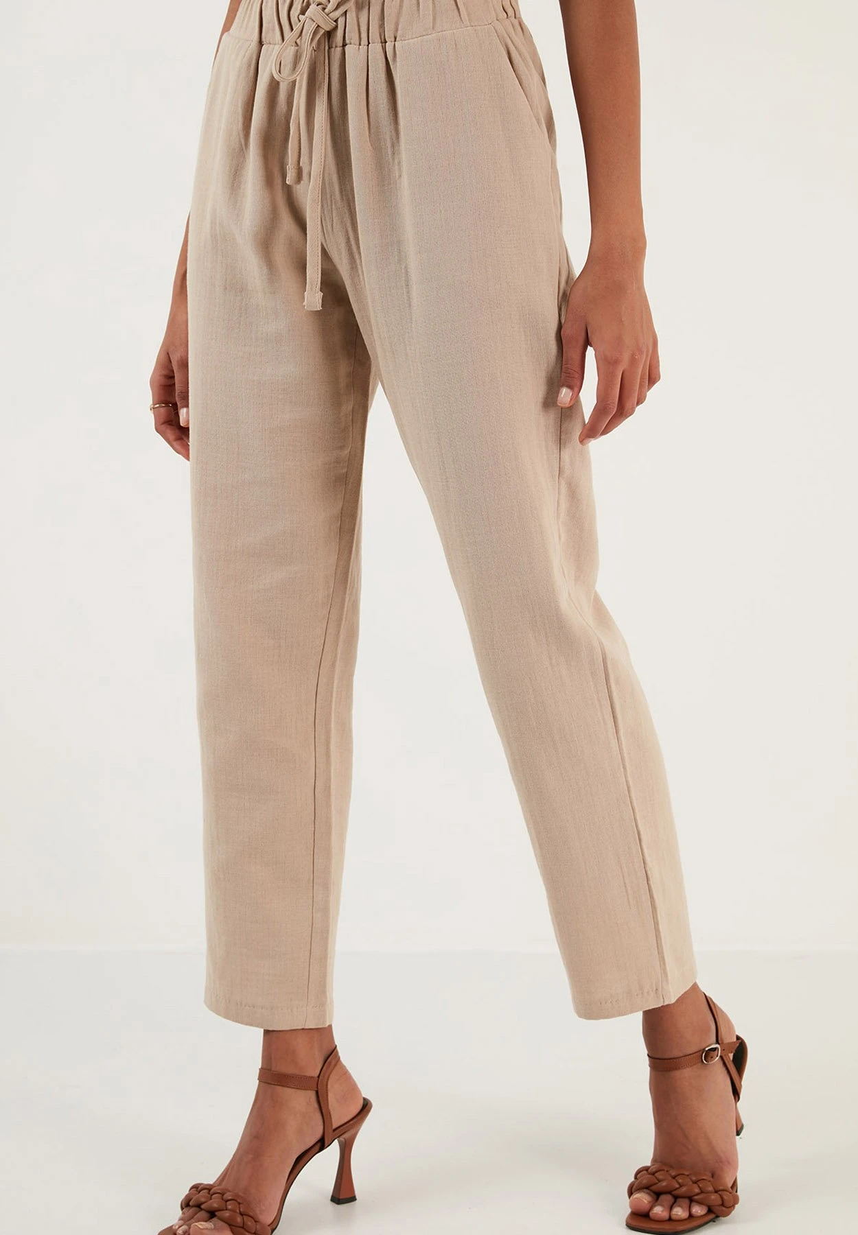 LELA Regular Fit - Pantalones Deportivos - Mink - Imagen 5