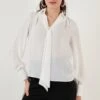 LELA Regular Fit - Blusa - Ecru