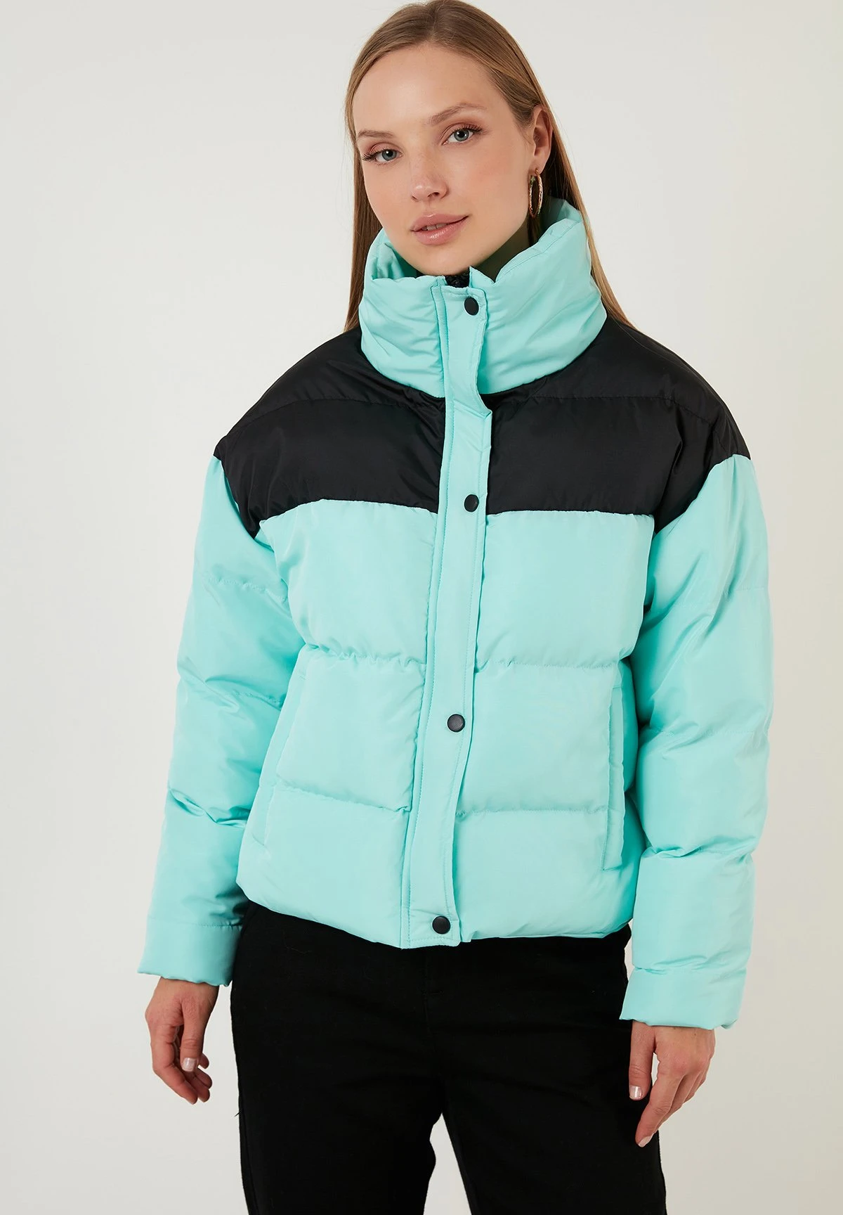 LELA Regular Fit - Chaqueta De Invierno - Black/Mint