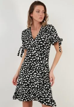 LELA Floral V Neck Ruffle Detail Mini- Vestido Informal - Black-Lepoard